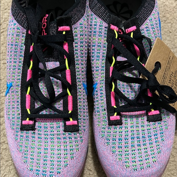 NWT Nike Air VaporMax Flyknit 8.5 womens - Picture 6 of 8